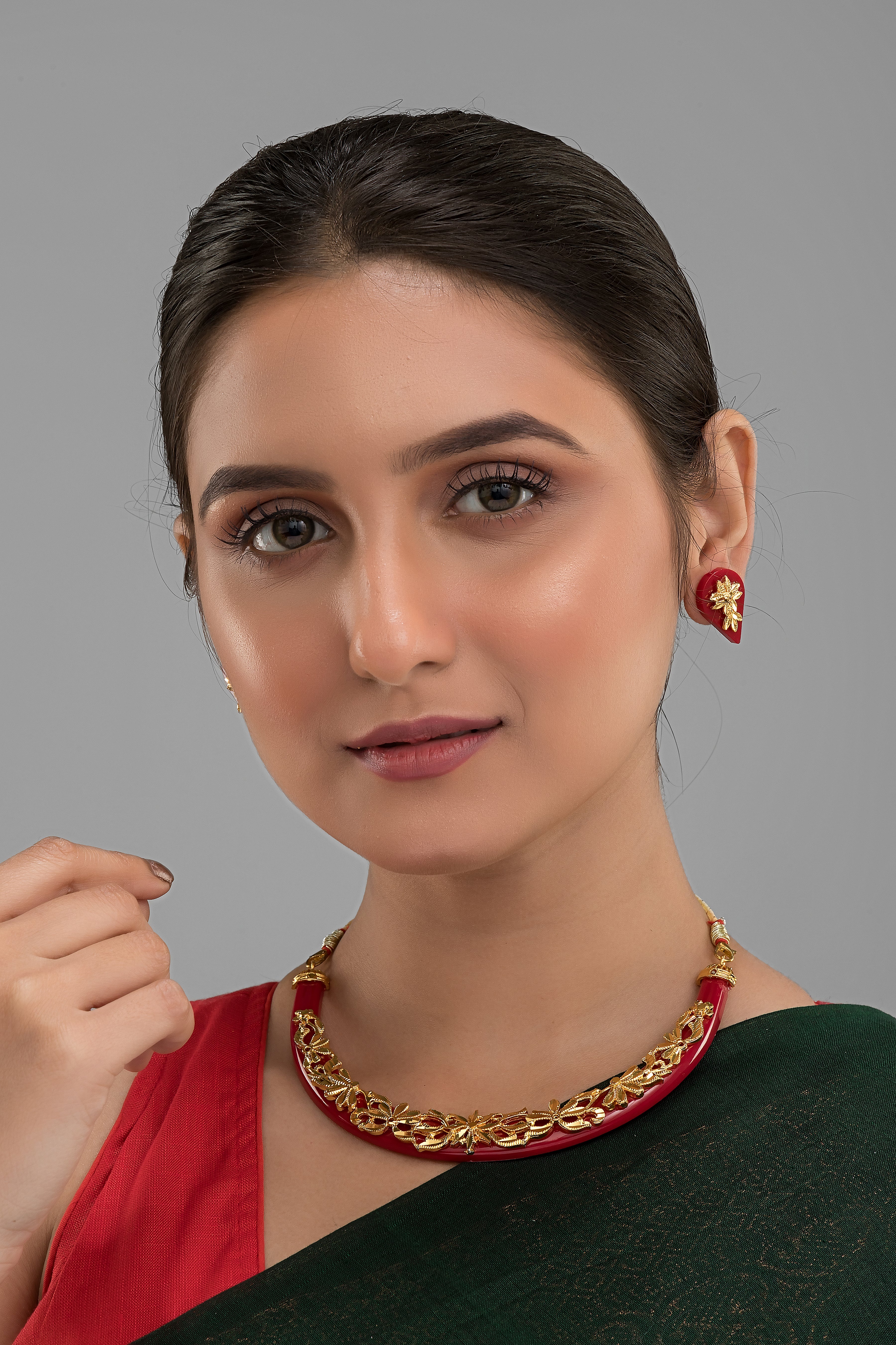 Feel like Bengali With Gold Plated Necklace Set