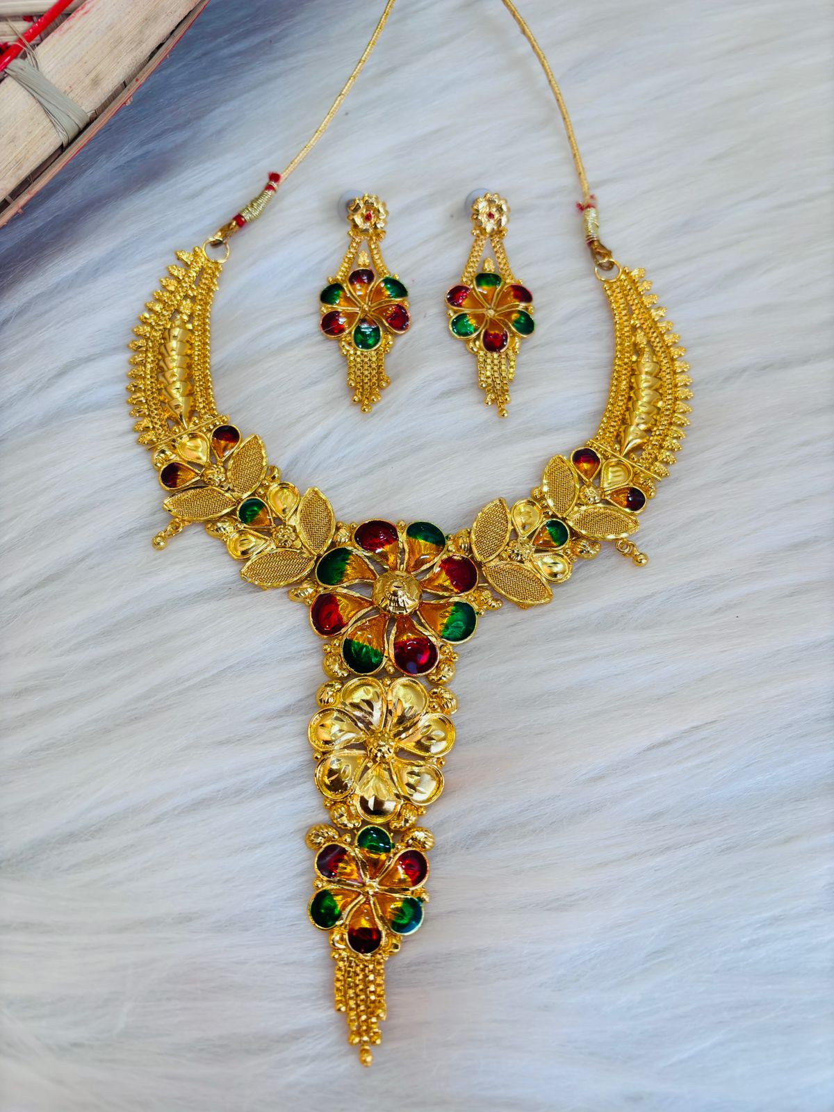 Shimmer And Shine - Gold Plated Necklace Set