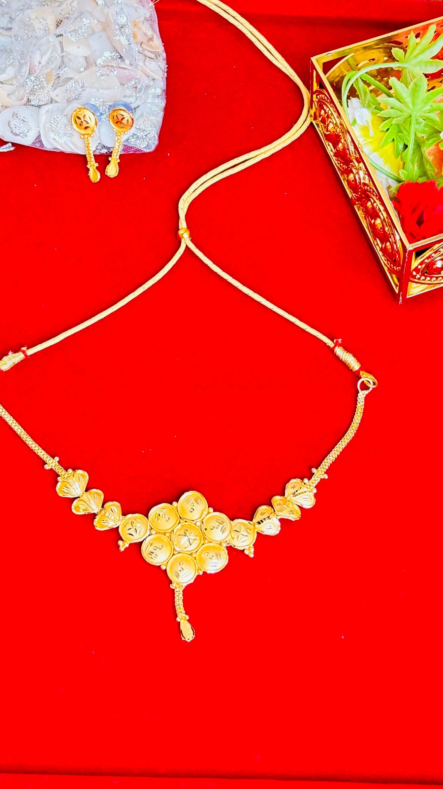 Golden Star- Gold Plated Jewellery Set