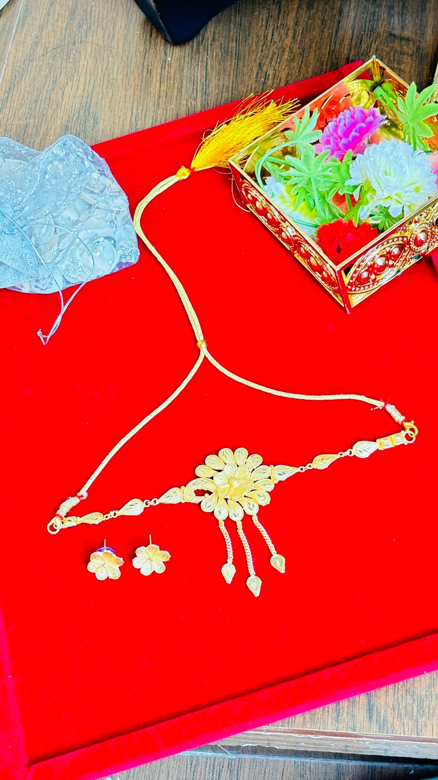 Glory Of Flower- Gold Plated Jewellery Set