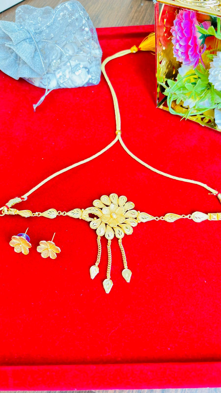 Glory Of Flower- Gold Plated Jewellery Set