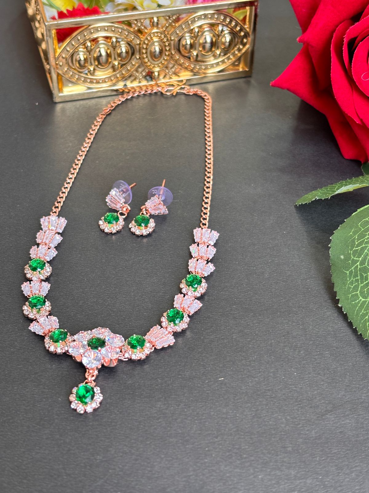 Green Shine- New Korean Necklace Set