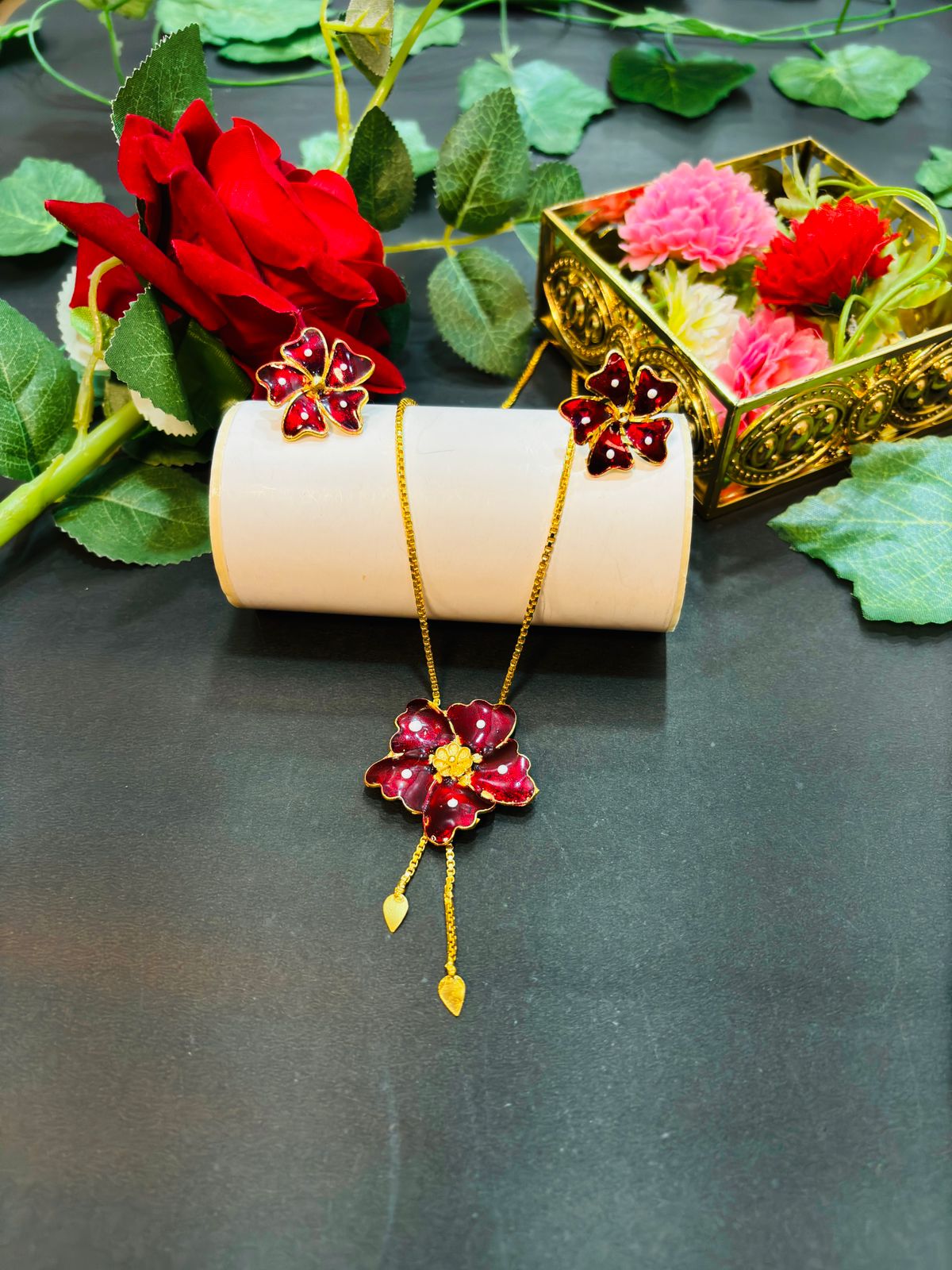 Phool- Gold Plated Necklace Set