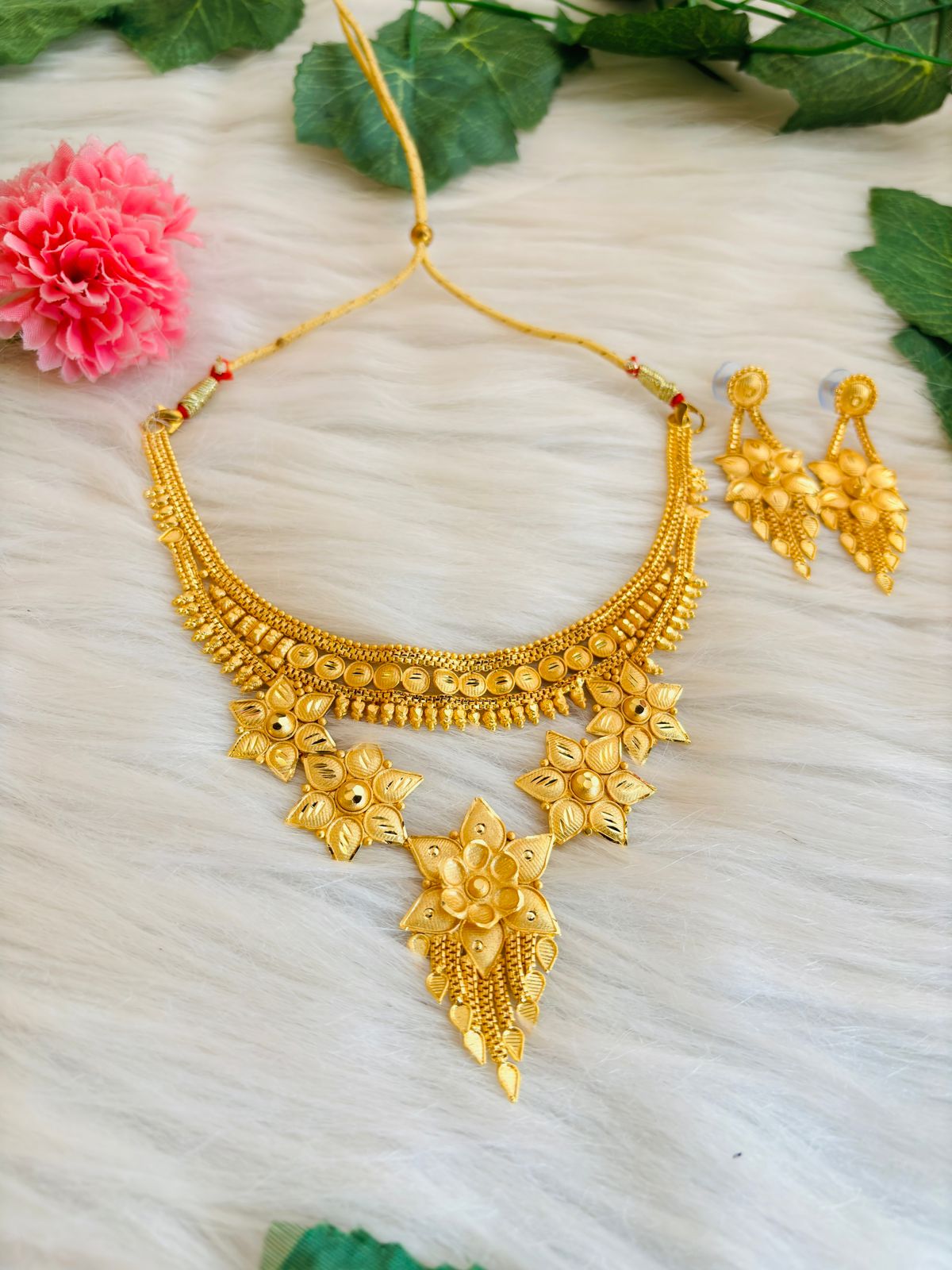 Golden Flower-Plated Necklace set