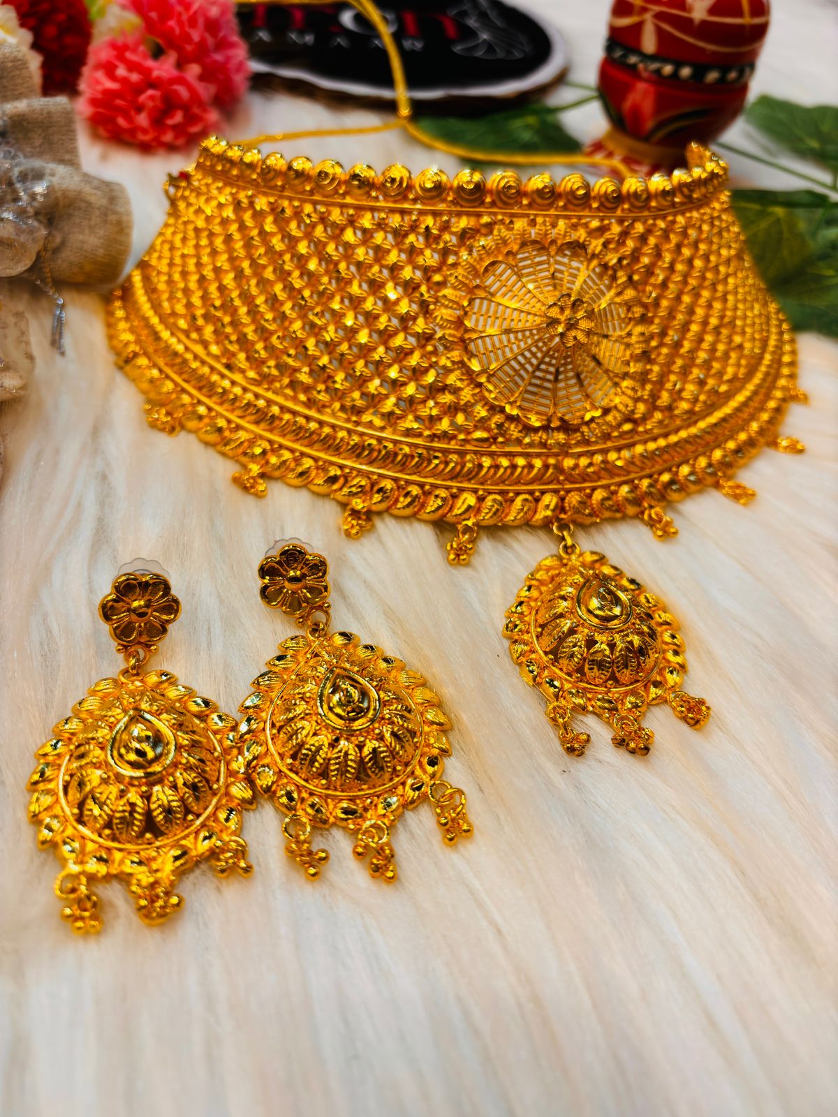 Indumati Gold Plated Bridal Choker