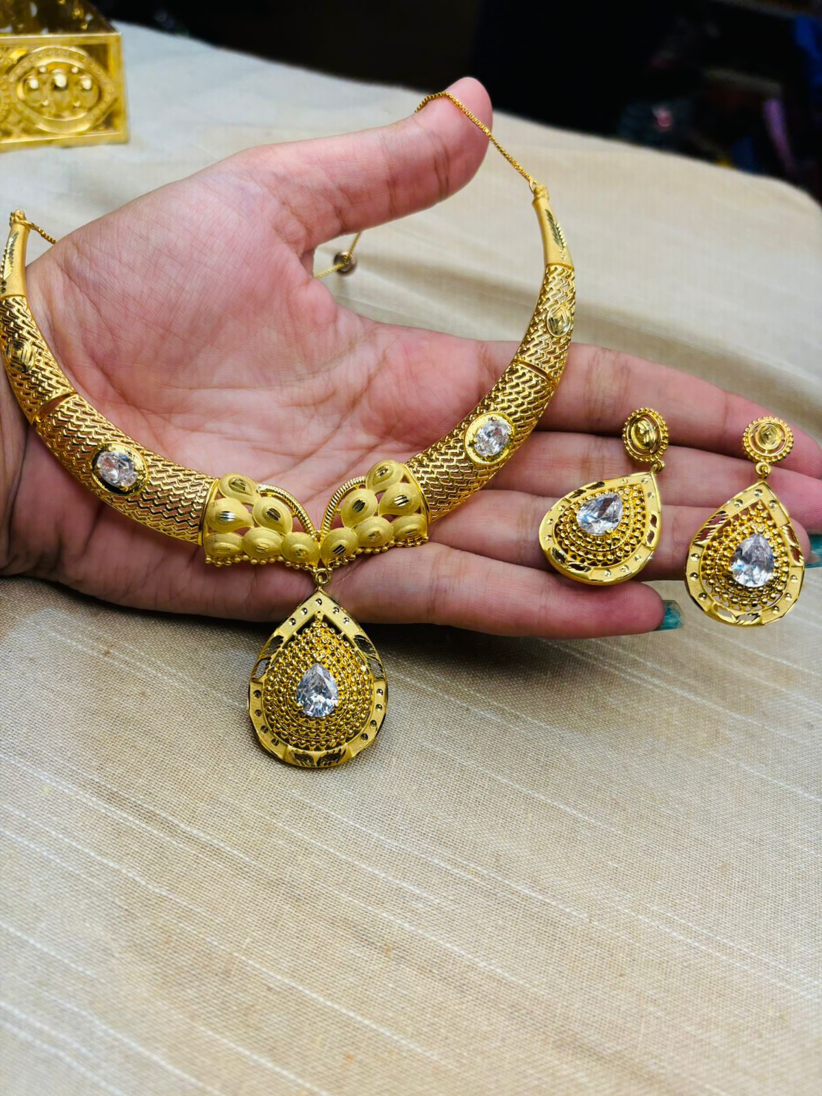 Impressive Gold Plated Necklace Set