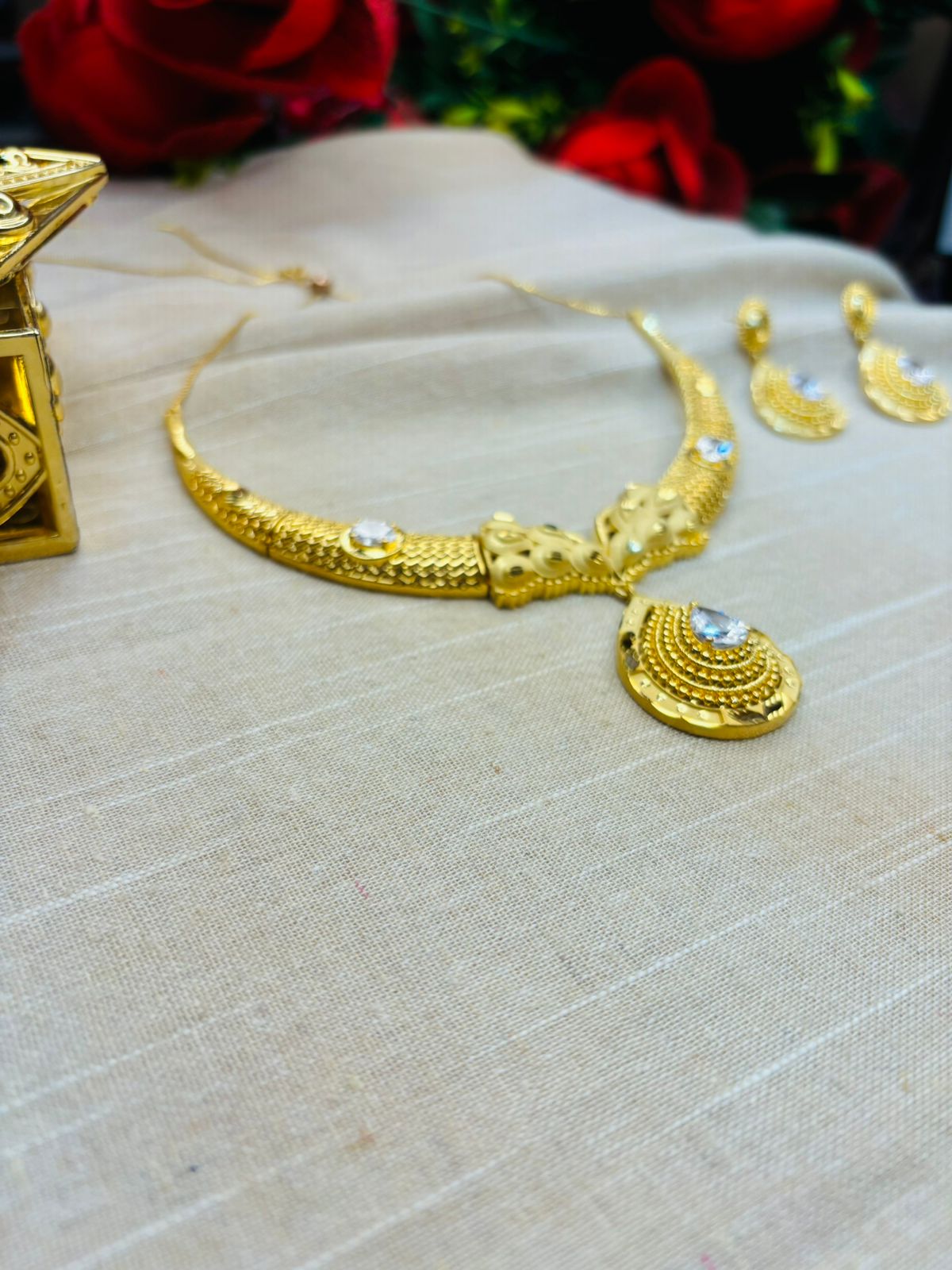 Impressive Gold Plated Necklace Set