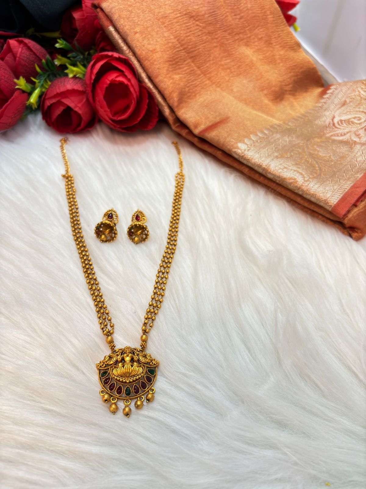 Divinity Of Ma Laxmi- (Gold Plated Temple Chain Locket Set)