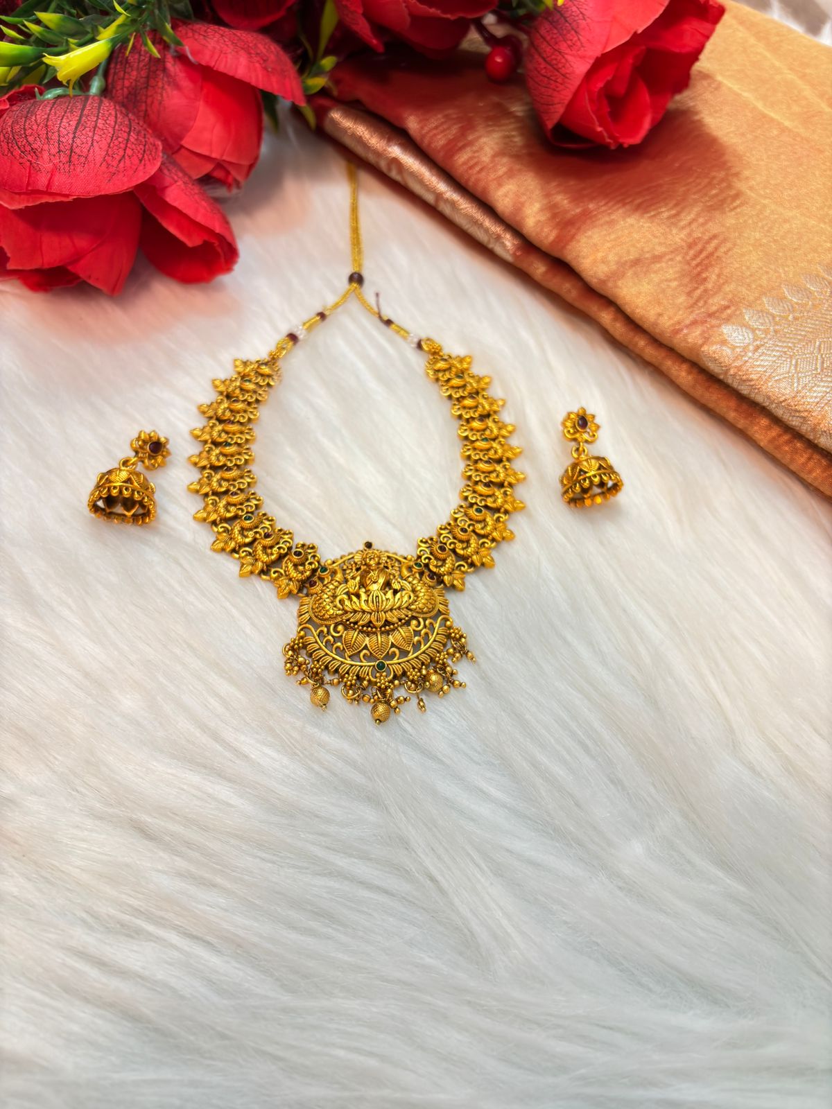 Laxmi Varan- Temple Jewellery