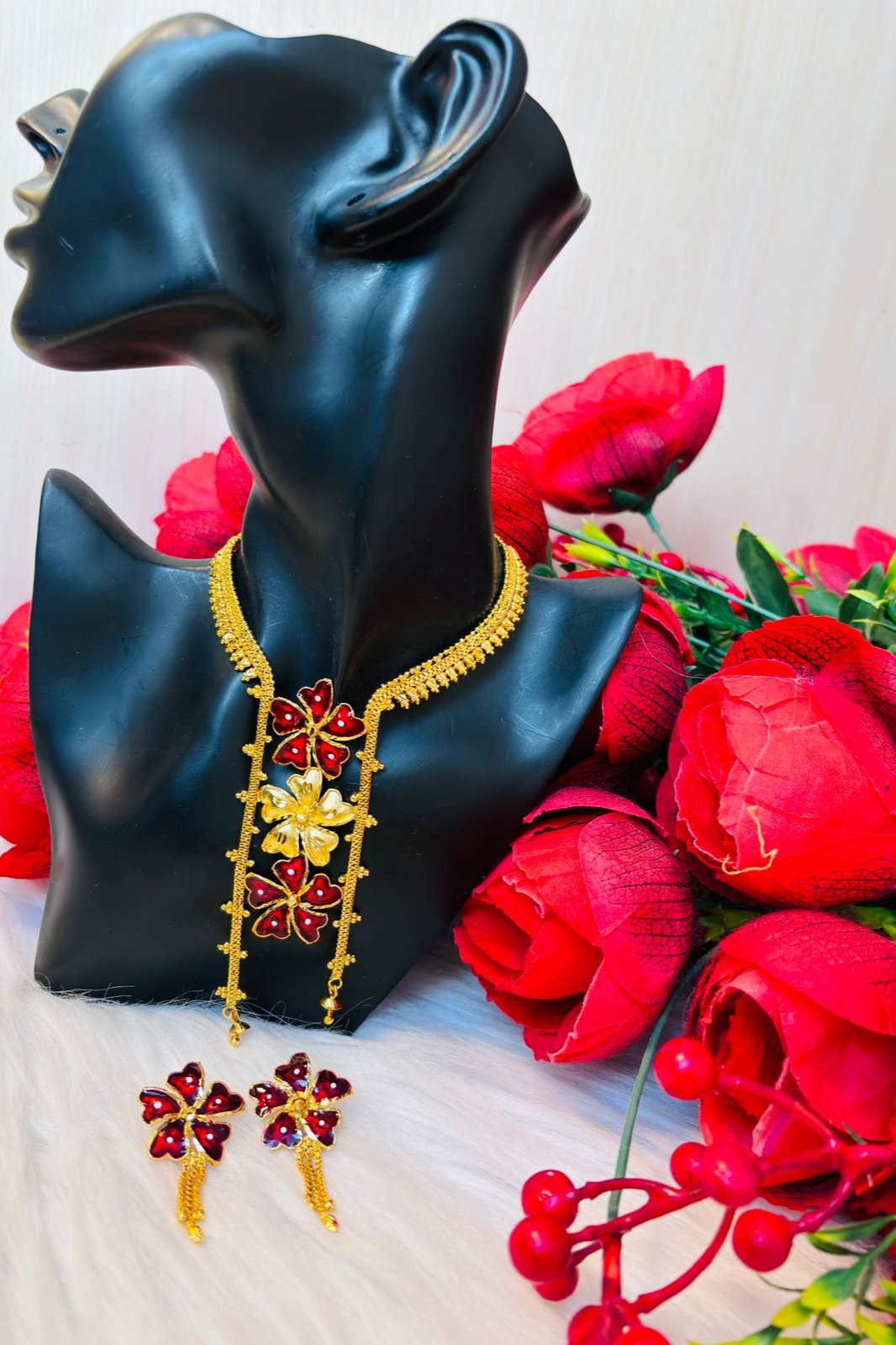 Ornamental Flower -Gold Plated Necklace Set