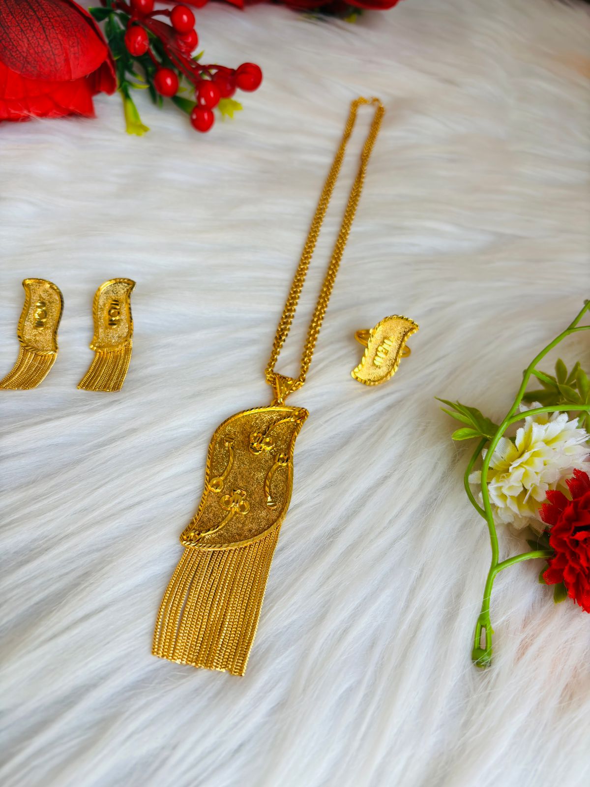 Value for money- Gold Plated Necklace Set