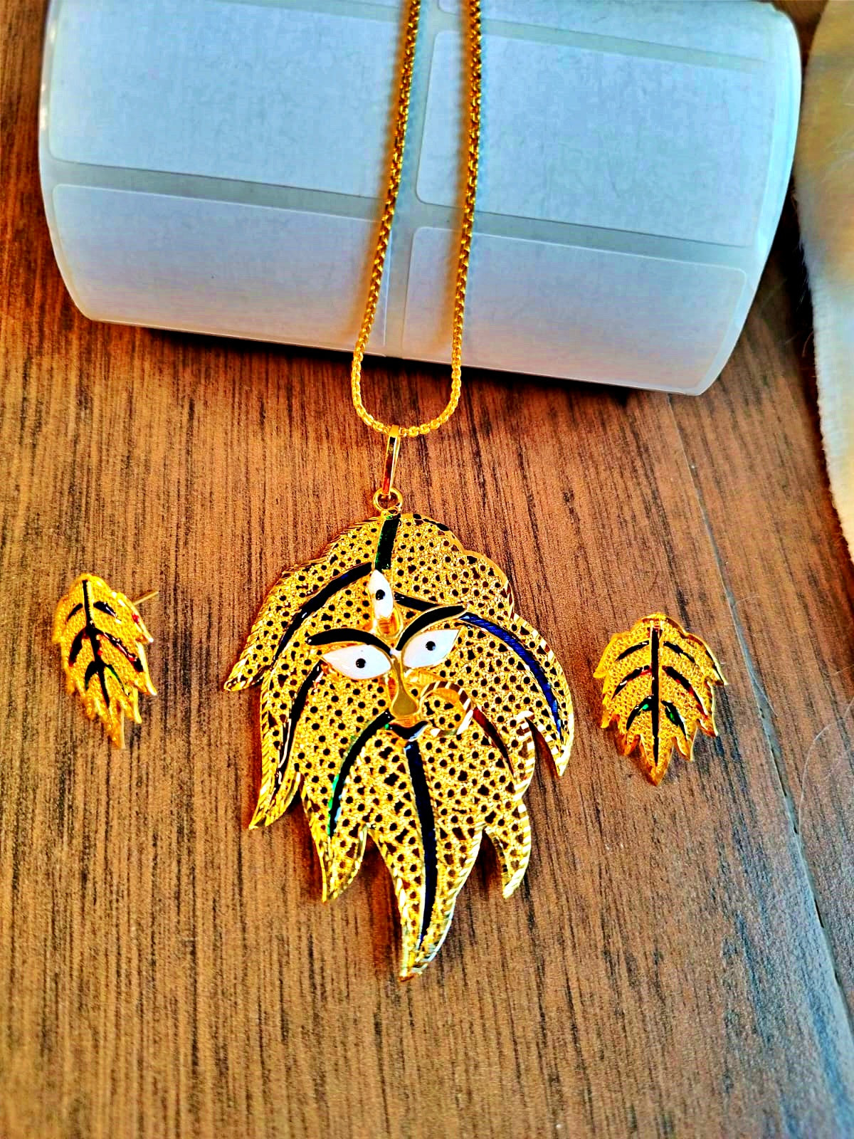 Maple Leaf Design Gold Plated Necklace Set