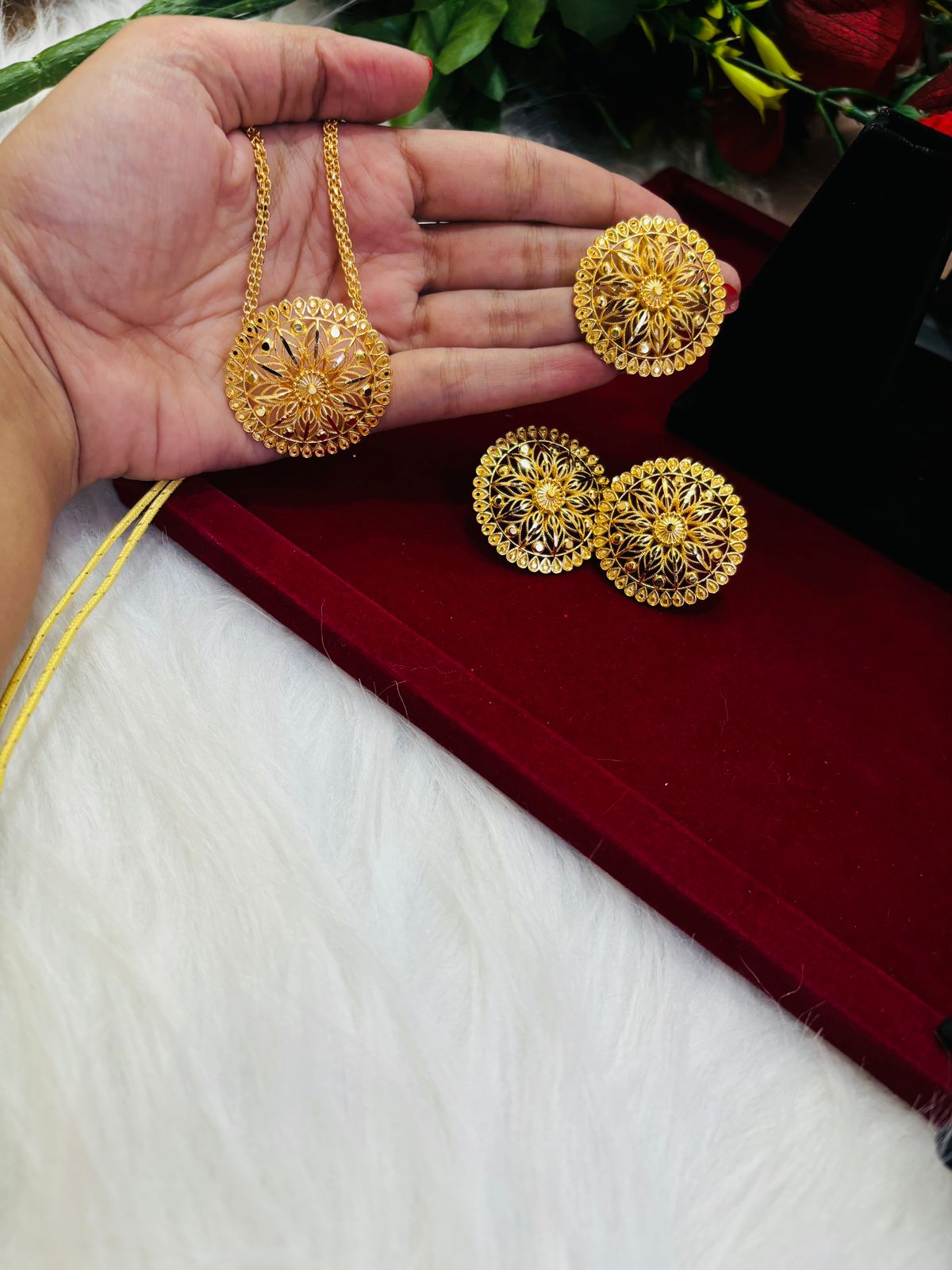 Nirvana Chokar Special Gold Plated Collection