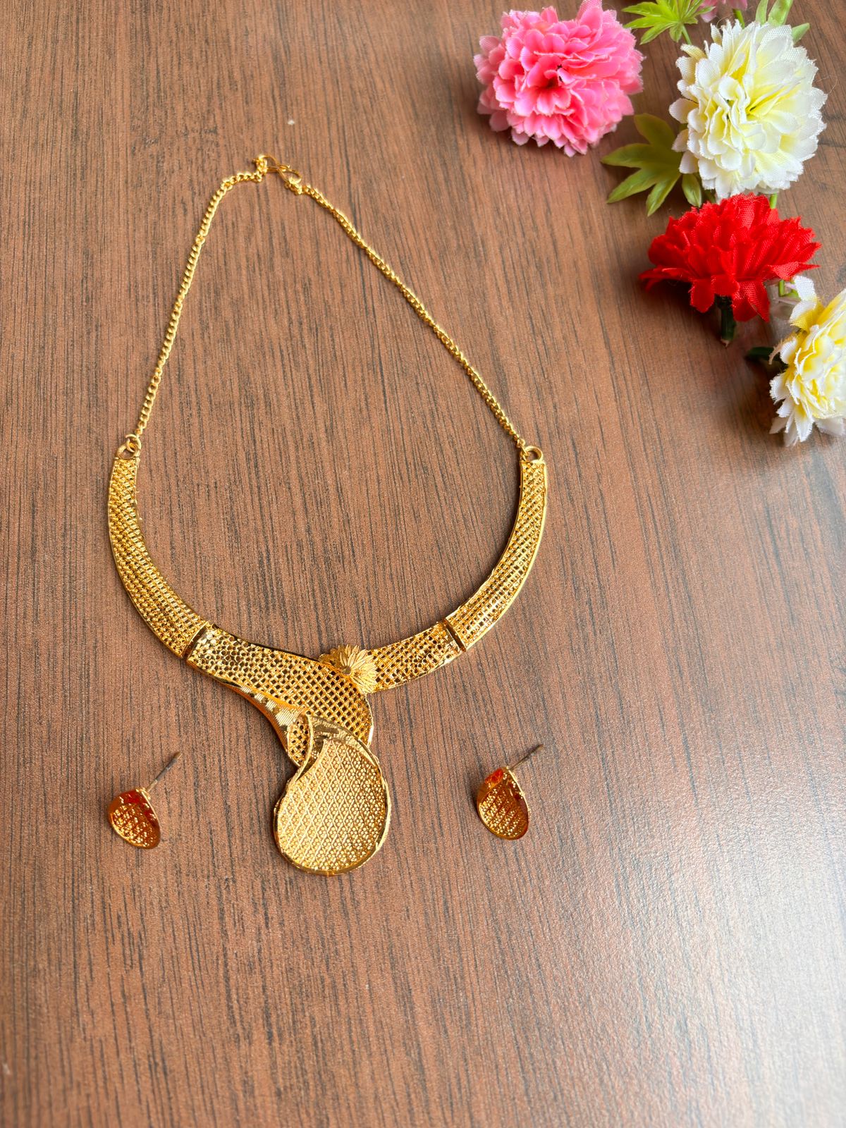 Elite - Gold Plated Necklace Set