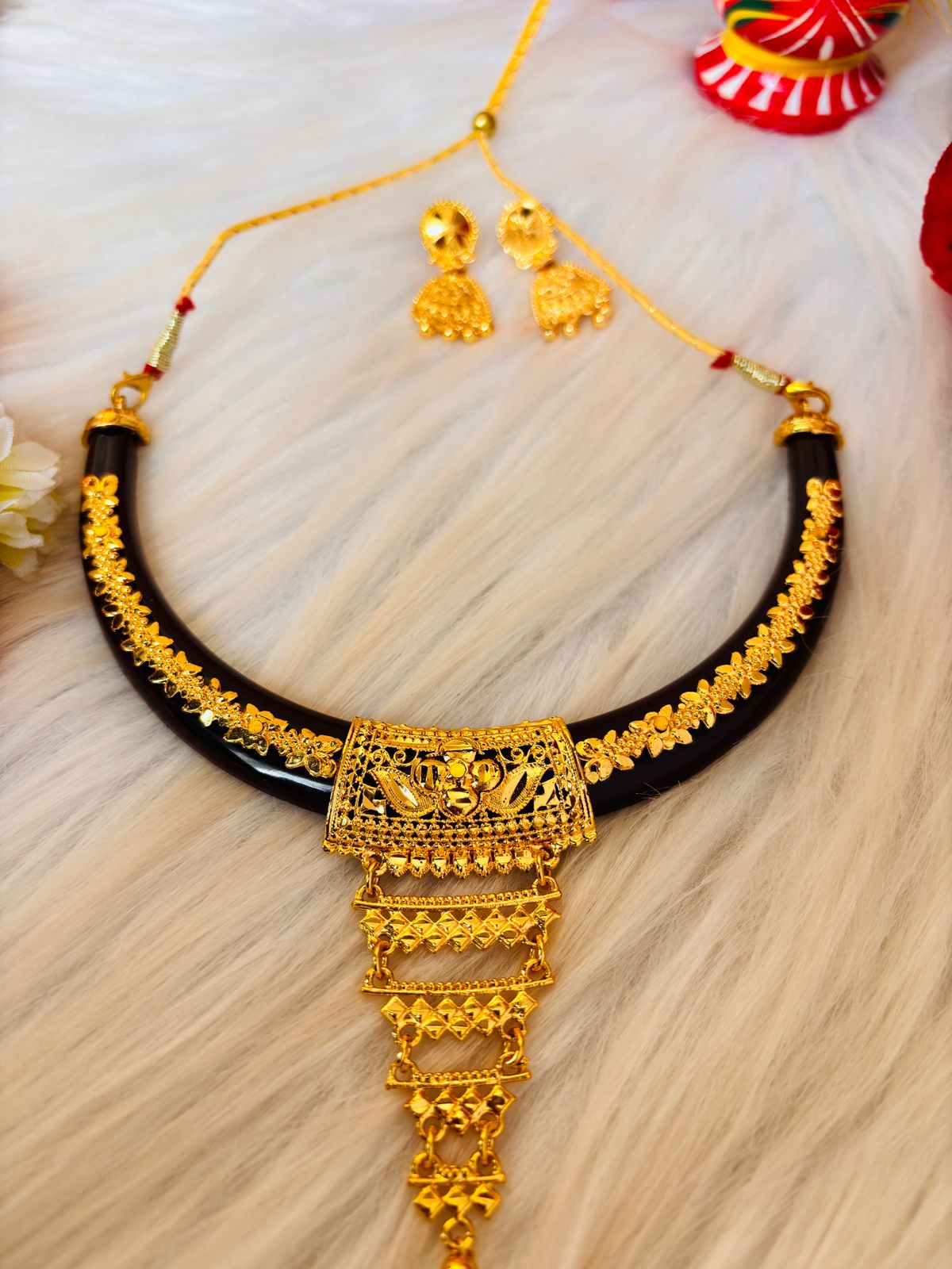 Beautiful Gold Plated Necklace Set